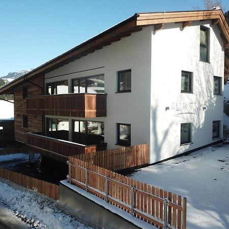 Almhittn - Luxus Appartements Finkenberg Exterior photo